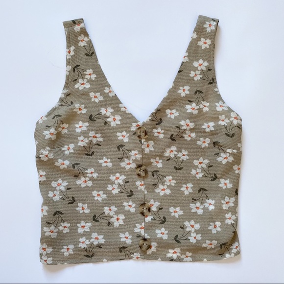 Monteau Summer Top - Picture 1 of 7